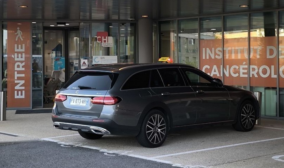 Taxi médical conventionné vers les hôpitaux et cliniques